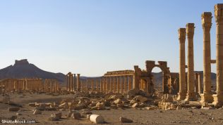 Die zerstörte Ruinenstadt Palmyra in Syrien