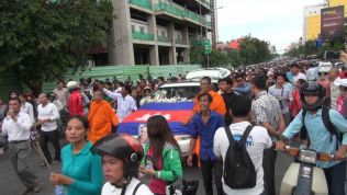 Der Trauerzug für Kem Ley nach dem Attentat. Bild: Stiftung für die Freiheit