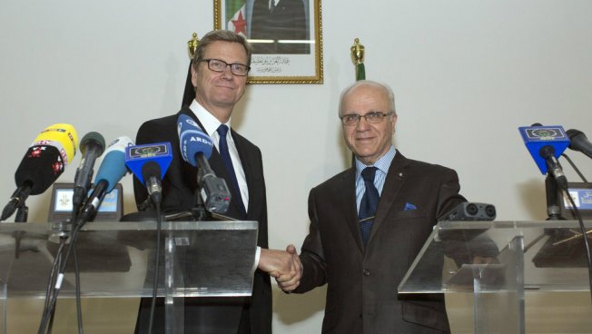 Guido Westerwelle mit Mourad Medelci. Foto: Auswärtiges Amt