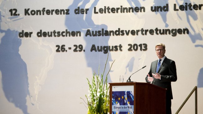 Außenminister Guido Westerwelle am Rednerpult
