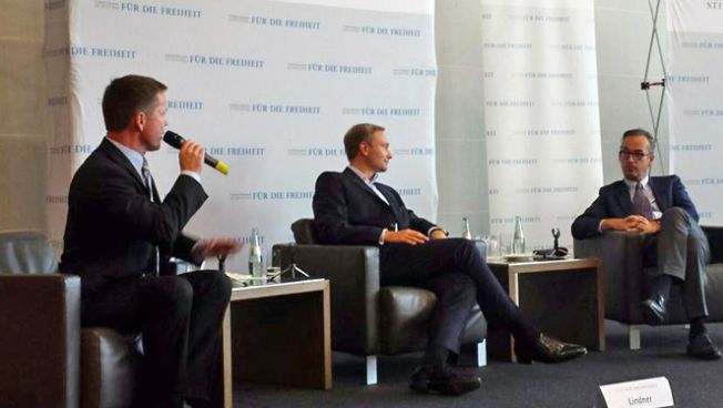 Christian Lindner und Jan Fleischhauer diskutieren beim Liberalen Dialogforum in Dresden. Bild: Freiheit.org