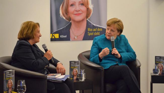 Sabine Leutheusser-Schnarrenberger und Angela Merkel (Foto: Friedrich-Naumann-Stiftung für die Freiheit)
