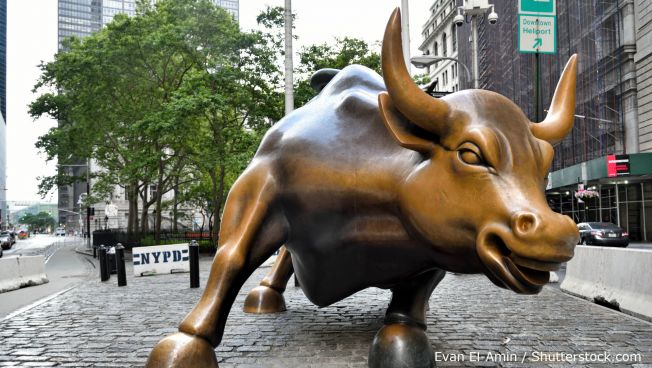 Wall Street. Bild: Evan El-Amin / Shutterstock.com