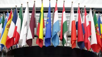 Flaggen mehrerer europäischer Länder